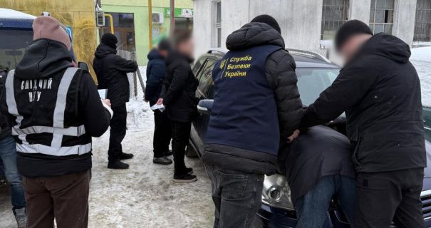 Зняття з розшуку та проходження ВЛК: на Львівщині викрито чергову схему впливу на посадовців територіального центру комплектування