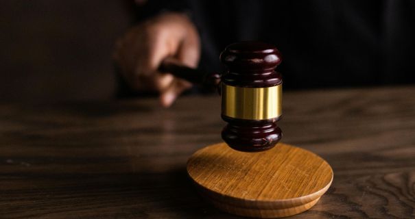 На Львівщині судили сержанта: військові отруїлись алкоголем, один помер
