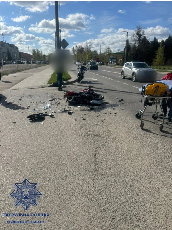 На Львівщині в автопригодах постраждали семеро людей