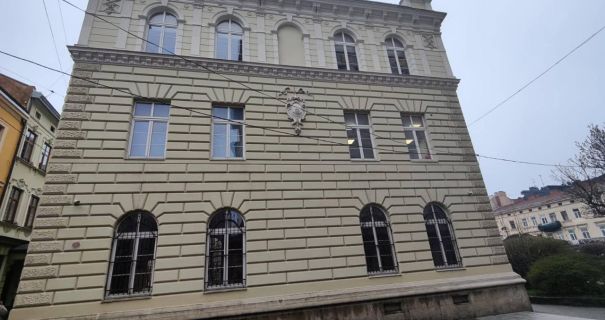 Скандальна приватизація у Львові: Суд скасував суперечливу угоду з компанією, пов'язаною з родиною голови Львівської обласної військової адміністрації.