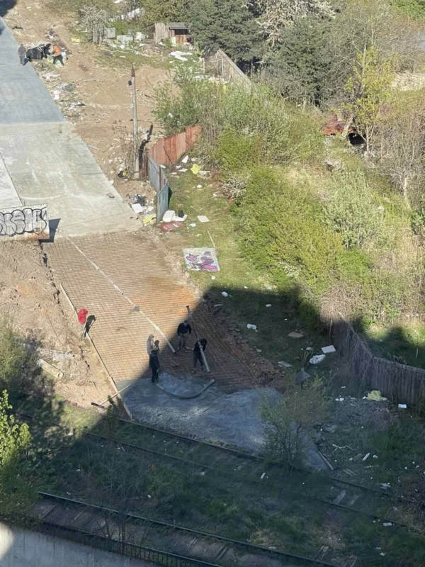 У Львові забудовник ставить під загрозу життя дітей: громада бореться за безпеку ігрового майданчика