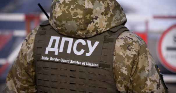 Затори в Львівській області: водіїв застерігають про значні затримки на міжнародних пунктах пропуску