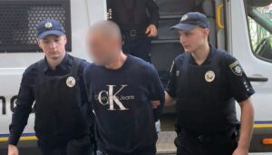 Львів’янина затримано за взяття 13-річної дівчини в заручниці