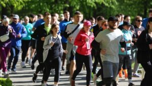 Понад 900 учасників зібрались на благодійний забіг у Львові, підтримавши важливу справу