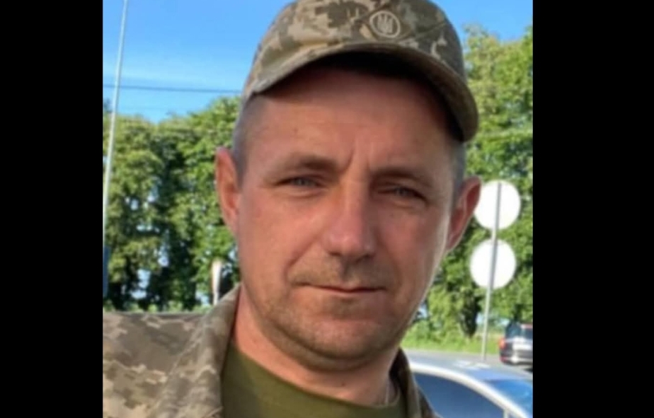 "Житель Меденицької громади Віталій Томашевський загинув, захищаючи Україну в боях на фронті".