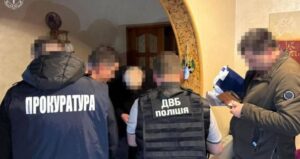 Екс-поліцейський на Львівщині вимагав “данину” з підприємців: викрито схему вимагання на Західній Україні