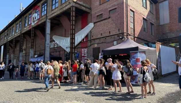 120 подій на книжковому фестивалі BestsellerFest: організатори оголосили насичену програму для книголюбів