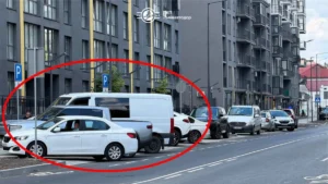 Львівська вулиця перетворюється на смугу перешкод для автомобілістів: 
нерівності, ями та незручні для проїзду ділянки (фоторепортаж)