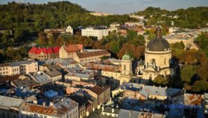 Ртутний стовпчик сягає небувалих висот: Львів встановив температурний рекорд