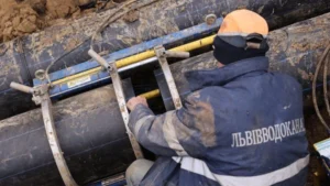 Садовий позбавив львів’ян води: боротьба за доступ до життєво важливих ресурсів у міській екосистемі