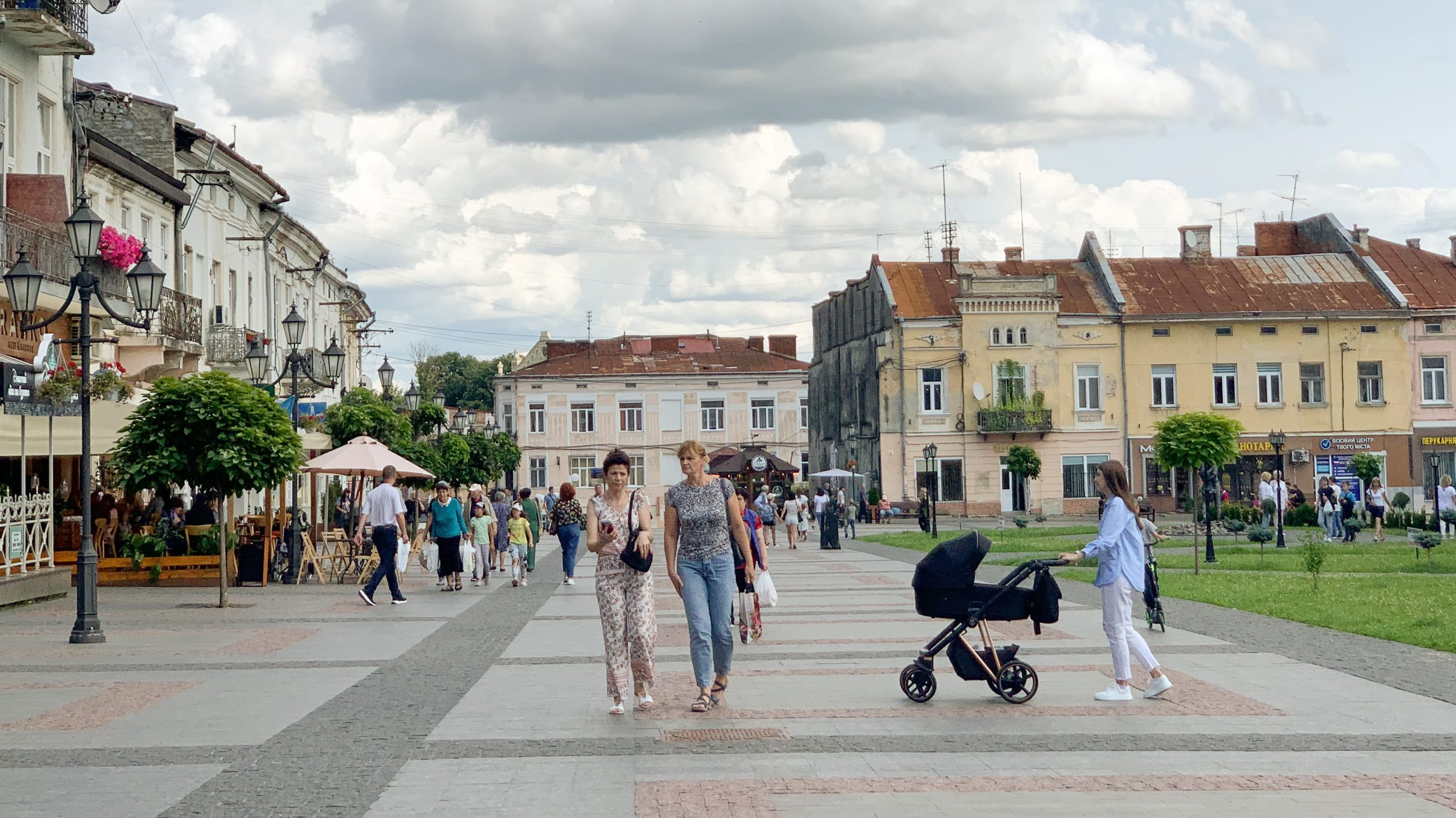 "У Дрогобичі нові правила запису до лікарень: що потрібно знати містянам для своєчасного медичного обслуговування".