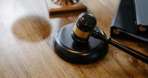 Прикордонник із Львівщини організував канал для переправлення ухилянтів за “вільним” тарифом